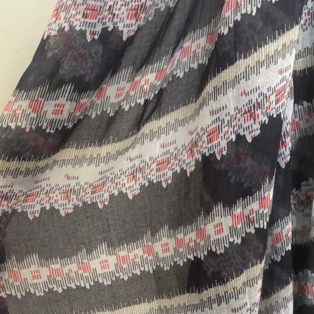 Chevron Patterned Scarf - Picture 2 of 2